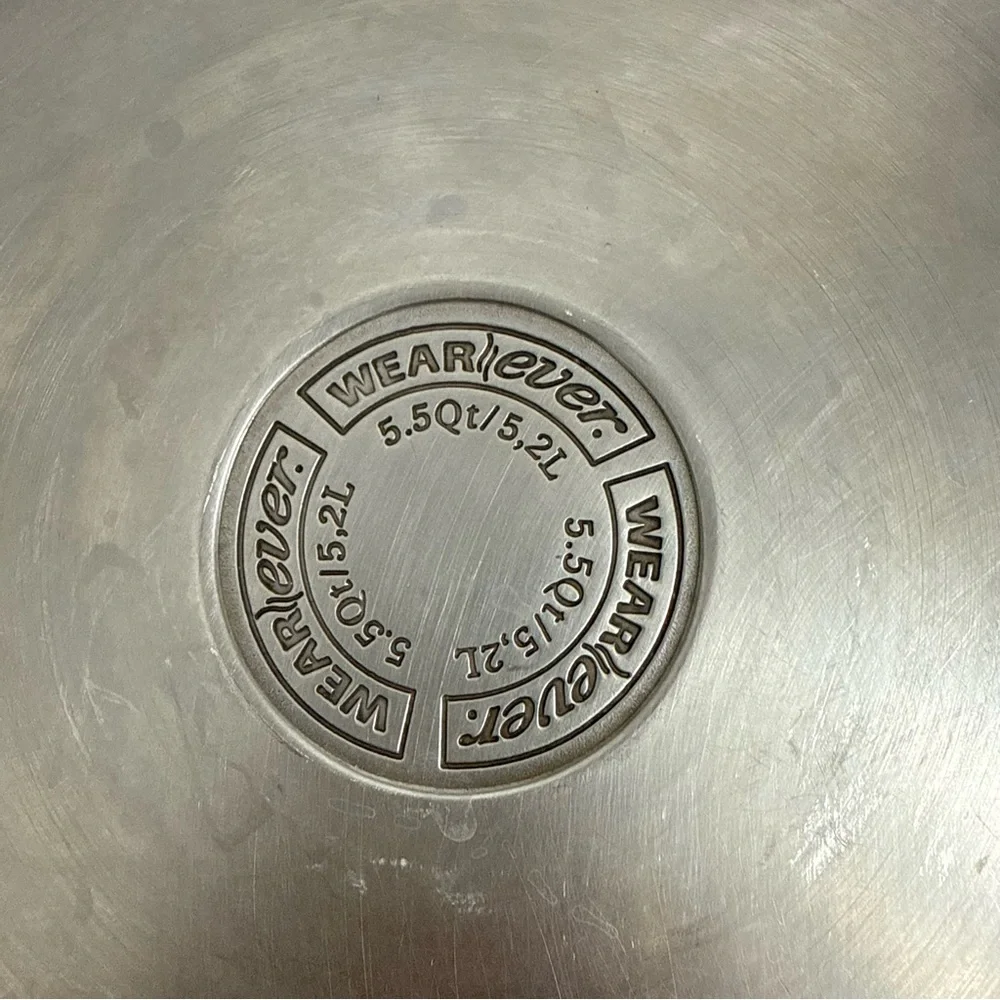 WearEver 5.5 Quart Stainless Steel Stock‎ Pot with Glass Lid Double Pour Spouts